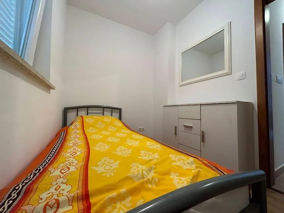 Dua Al Mar With Parking Garage Apartment Rovinj