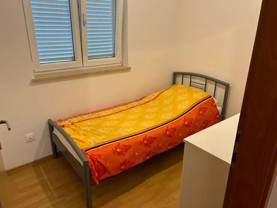 Dua Al Mar With Parking Garage Apartment Rovinj 0*,  Croatia