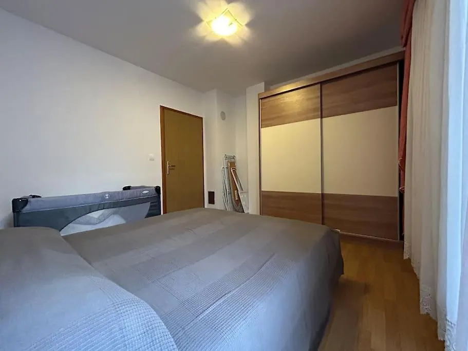 Dua Al Mar With Parking Garage Apartment Rovinj