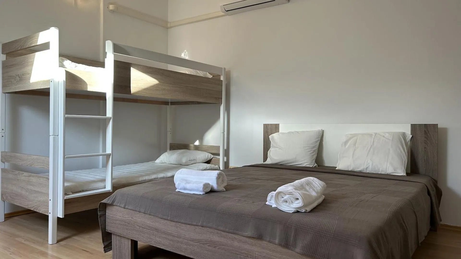 Dua Al Mar With Parking Garage Apartment Rovinj